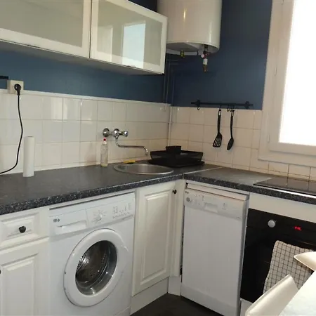 Superbe Moderne Avec Wifi, Proche Et Commerces - Fr-1-323-280 *