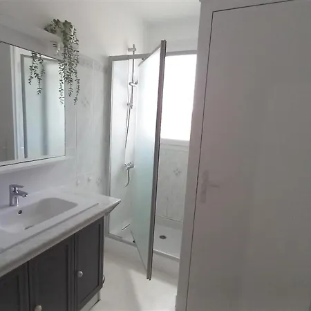 Moderne 2 Ch. - Proche - Box Wifi - Confort - Fr-1-323-280 Appartement *