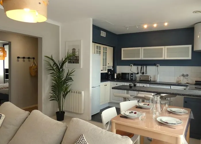 Superbe Moderne Avec Wifi, Proche Et Commerces - Fr-1-323-280 아파트