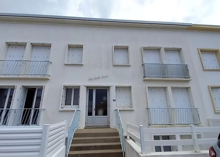 Superbe Moderne Avec Wifi, Proche Et Commerces - Fr-1-323-280 아파트 생장드몽